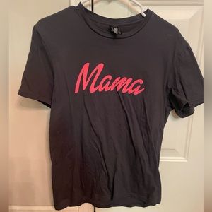 Small dark gray mama t-shirt from boutique - only tried on.